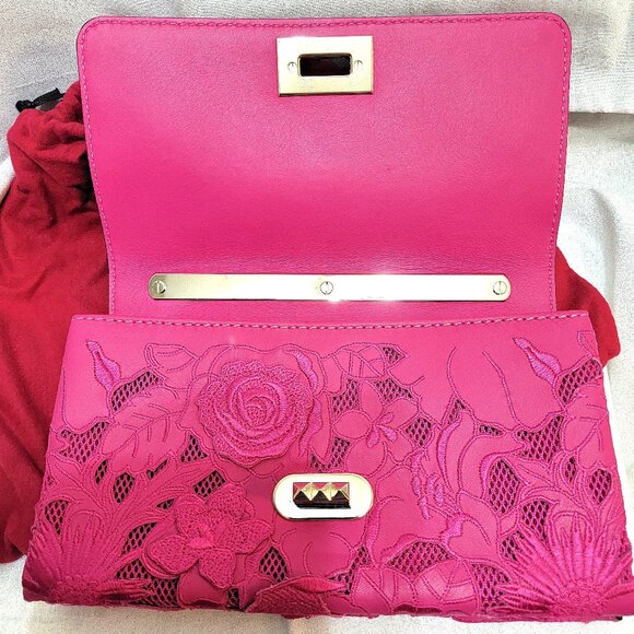 Rare VALENTINO Napa Lace Girello Flap Bag in Fuschia - Picture 12 of 16